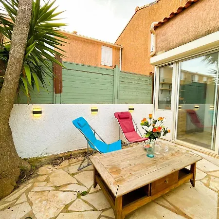 Avec Jardinet Dans Résidence Avec Piscine Appartamento Sanary-sur-Mer